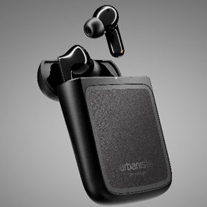 Cuffie nere senza fili con custodia di ricarica su sfondo grigio. Una cuffia � sollevata.