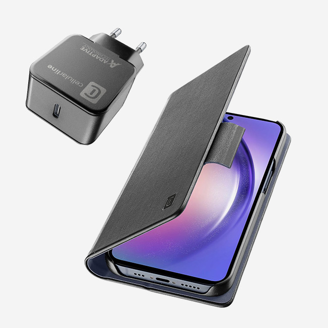 Caricabatterie nero accanto a un telefono in custodia grigia aperta su sfondo bianco.