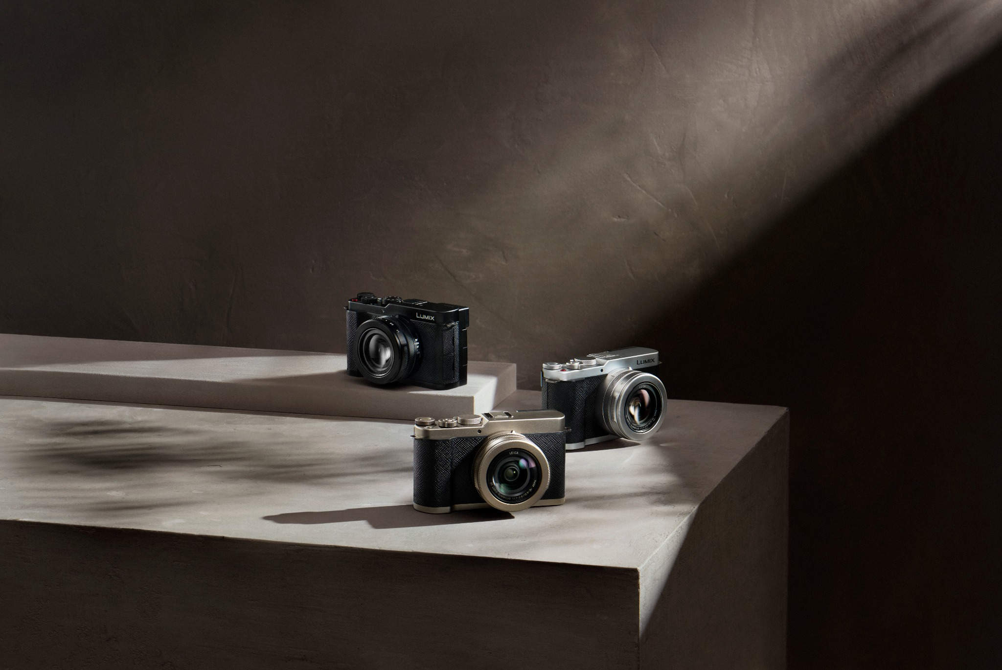  LUMIX L10