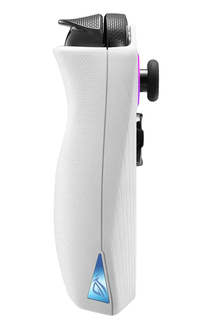 Vista laterale di un controller di gioco bianco con pulsanti neri e un logo triangolare blu.