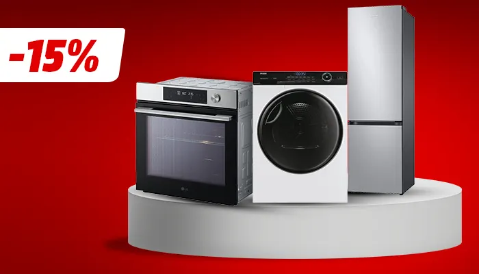 Su sfondo rosso, elettrodomestici su piedistallo bianco: forno, asciugatrice e frigorifero. In alto a sinistra, sconto del 15%.