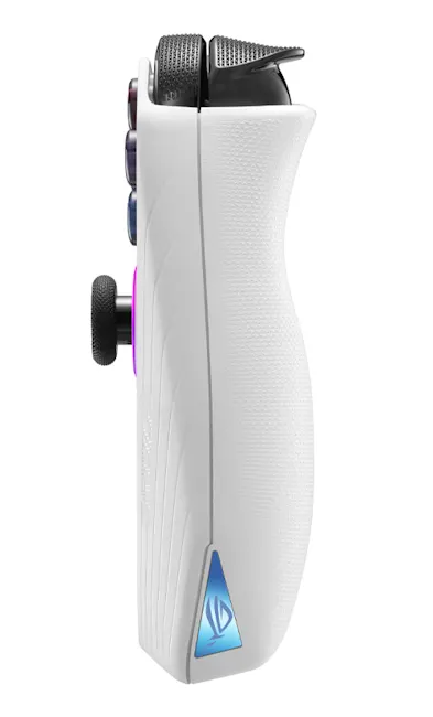 Vista laterale di un controller di gioco bianco con pulsanti neri e logo triangolare blu.