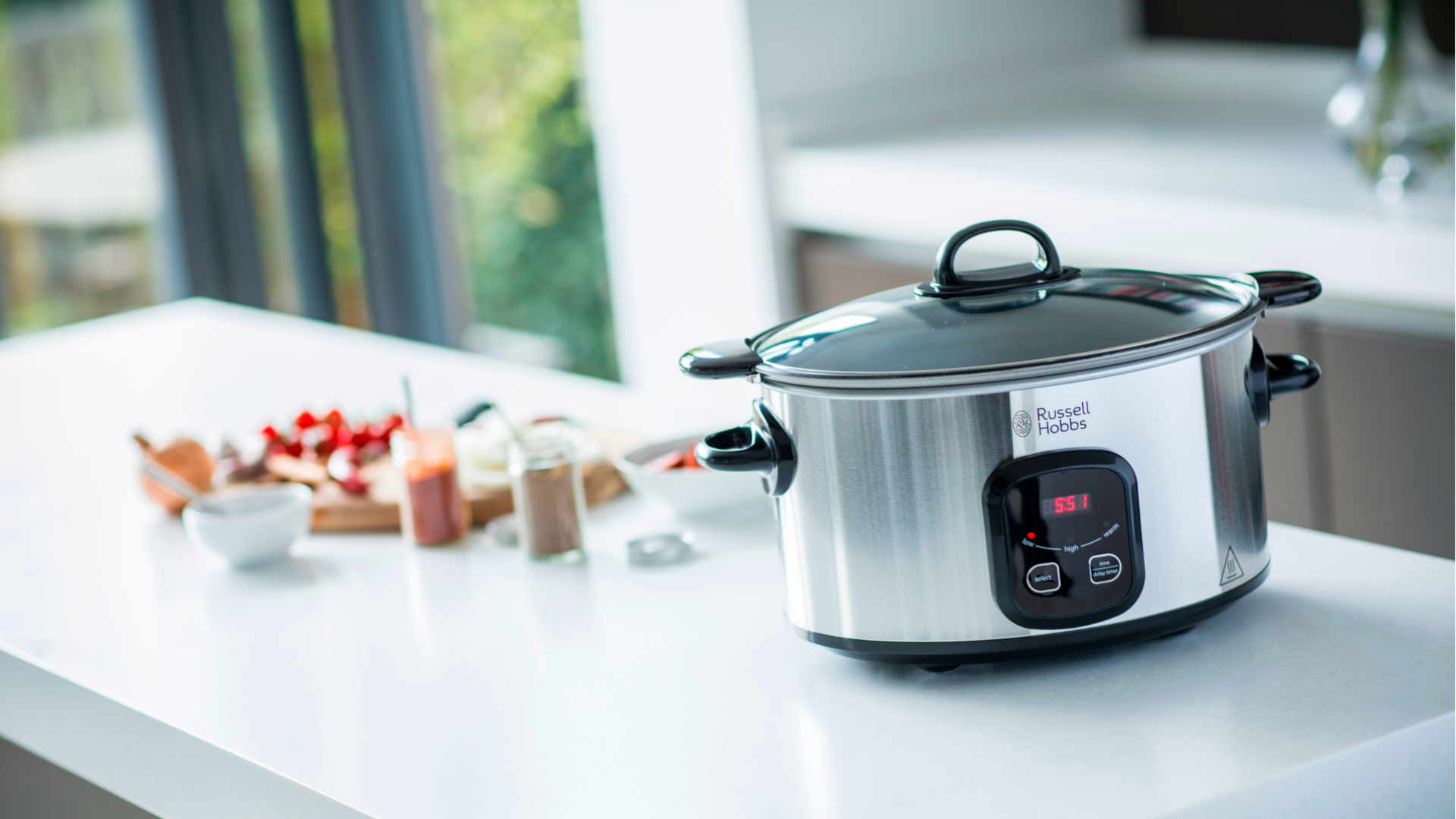 RUSSELL HOBBS 2275056 MaxiCook Searing Slow Cooker kopen? MediaMarkt