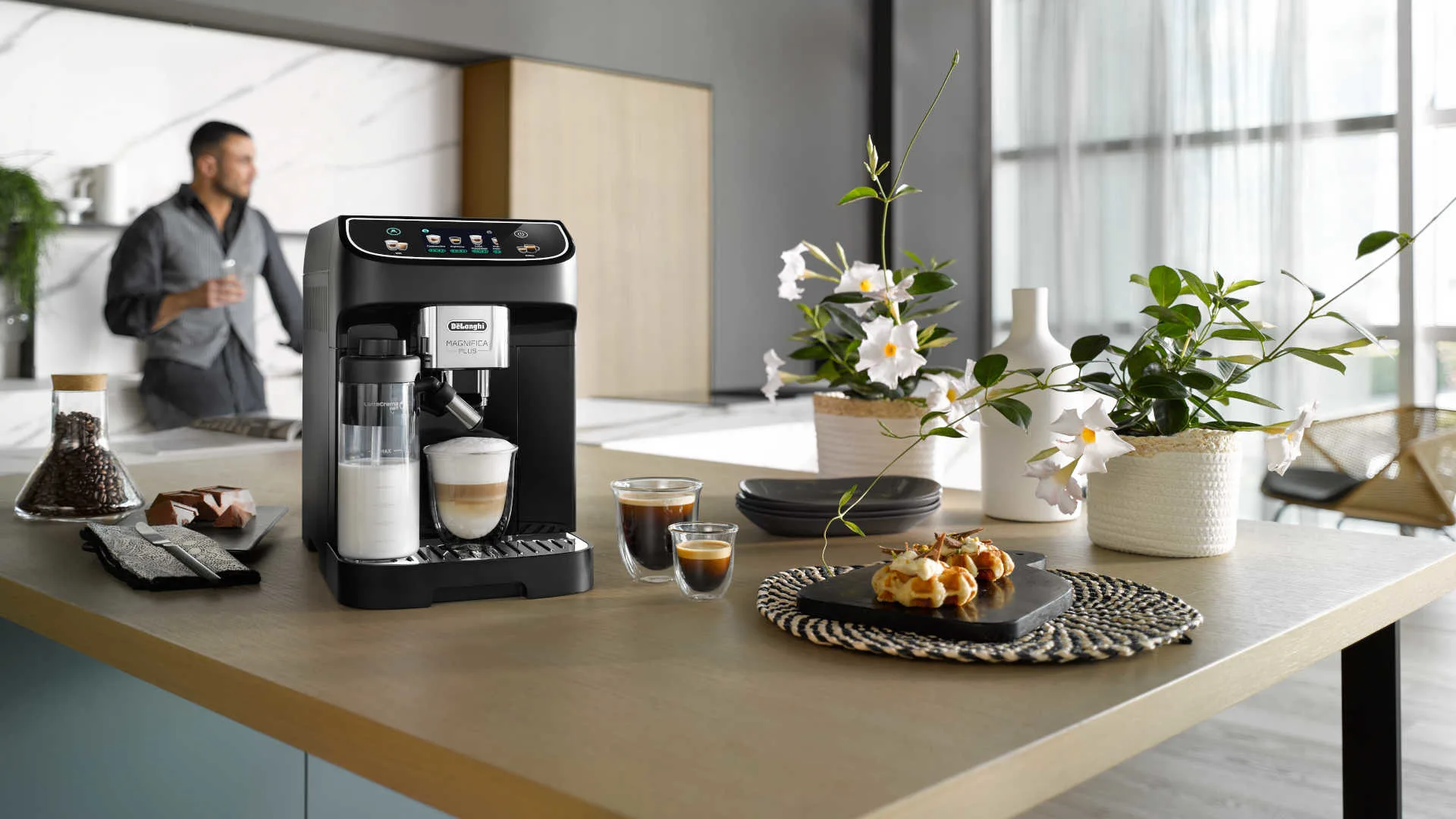 DE LONGHI Magnifica Plus ECAM320.60.B Volautomatische espressomachine Zwart
