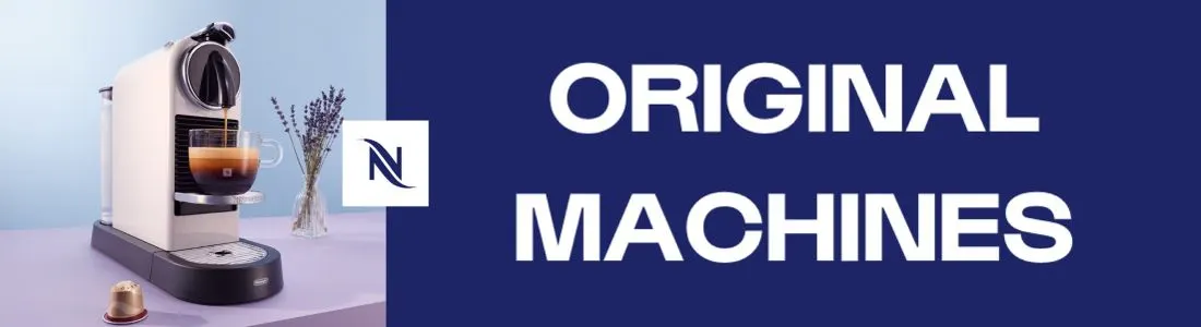 Witte Nespresso machine met kopje koffie en lavendel tegen blauwe achtergrond met tekst "ORIGINAL MACHINES"
