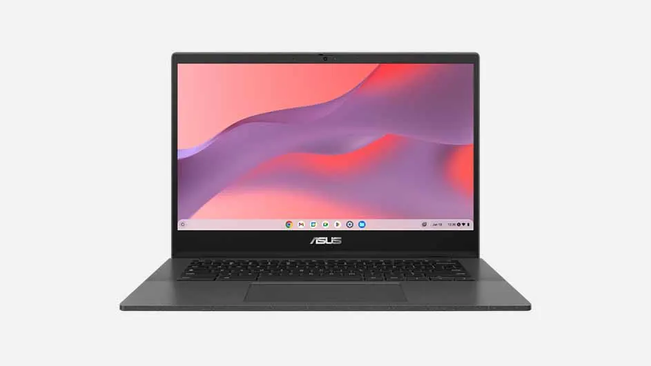 Een zwarte ASUS-laptop staat open tegen een effen witte achtergrond, met een abstract roze en paars scherm.