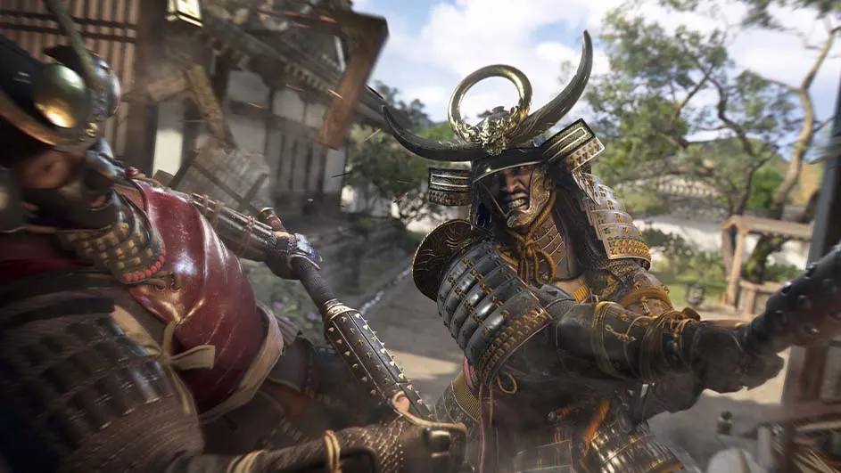 Twee samoerai in gevecht, gekleed in gedetailleerde, kleurrijke bepantsering, tegen een achtergrond van gebouwen en groen.