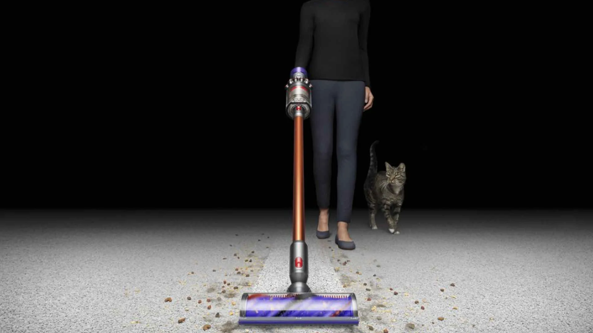 DYSON Cyclone V10 2023