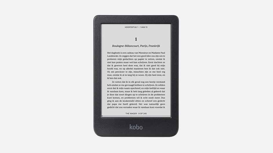 Een zwarte Kobo e-reader toont een pagina Nederlandse tekst op een wit scherm. De tekst is van 'The Wager' en begint met 'Boulogne-Billancourt, Parijs, Frankrijk'.