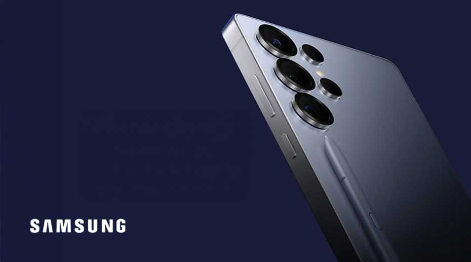In the image you can see a stylish Samsung smartphone with four cameras on the back and an integrated stylus.