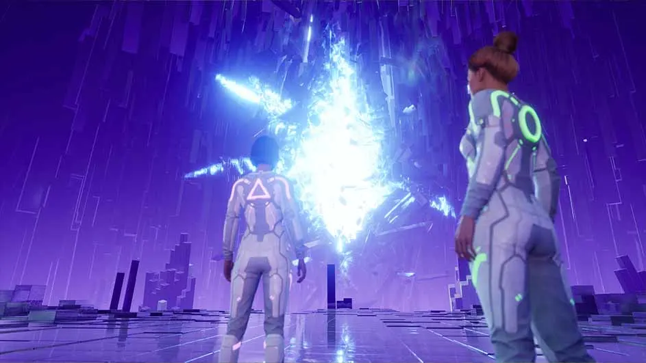Twee personen in witte pakken met geometrische patronen staan in een paarse, futuristische omgeving voor een lichtgevende vorm.