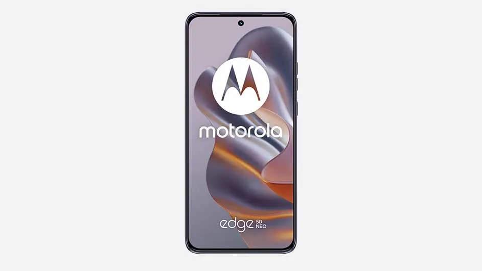 Een zwarte Motorola Edge Neo-telefoon met een logo en de tekst "motorola" op het scherm.