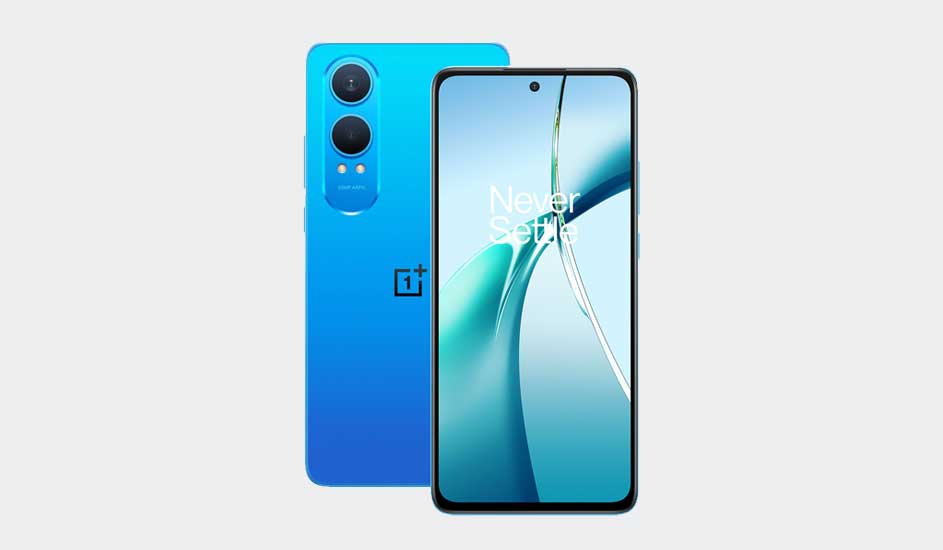 Een blauwe OnePlus-smartphone met groot display en dual camera, “Never Settle” tekst zichtbaar op het scherm, strak en modern design.