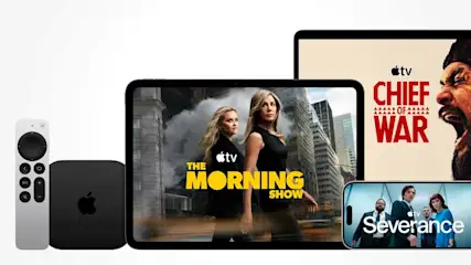 Apple TV+ op meerdere Apple-apparaten: Apple TV, iPad, iPhone en MacBook, met posters van The Morning Show, Severance en Chief of War.