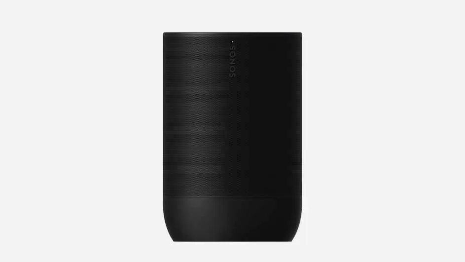 Een zwarte, cilindervormige Sonos speaker staat centraal tegen een witte achtergrond. Het Sonos logo is verticaal zichtbaar.
