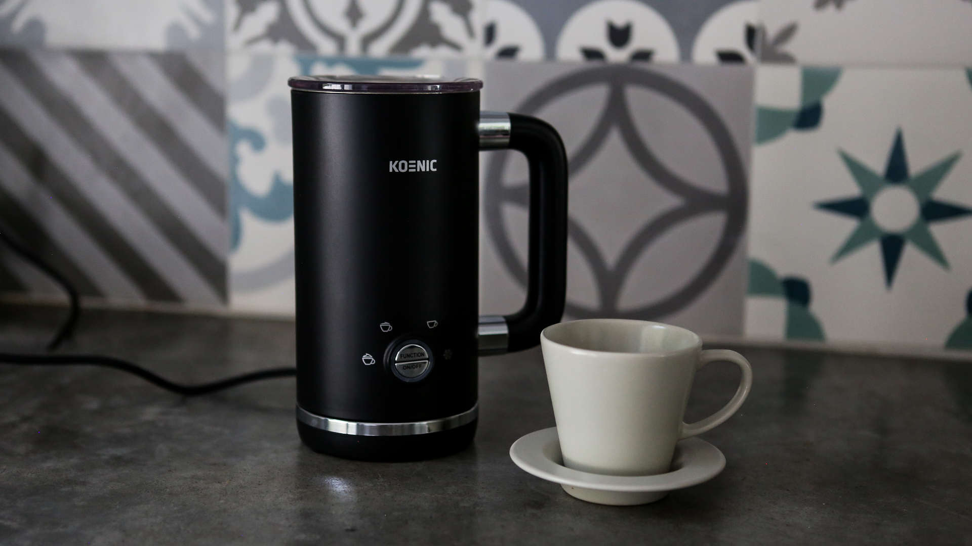 KOENIC KMF 15321 B Melkopschuimer Zwart kopen? | MediaMarkt
