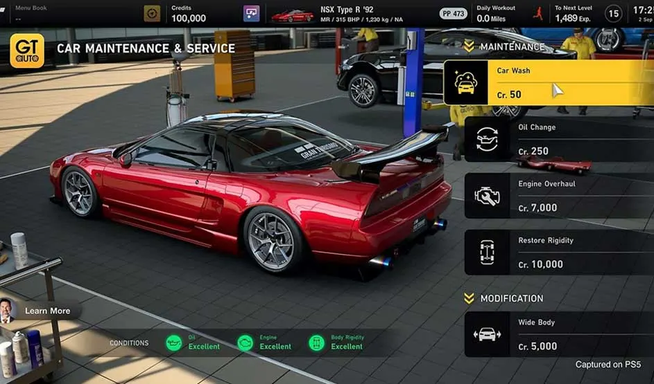 Op de afbeelding zie je het onderhoudsscherm van de game Gran Turismo 7, met een rode sportauto en verschillende onderhoudsopties in beeld.