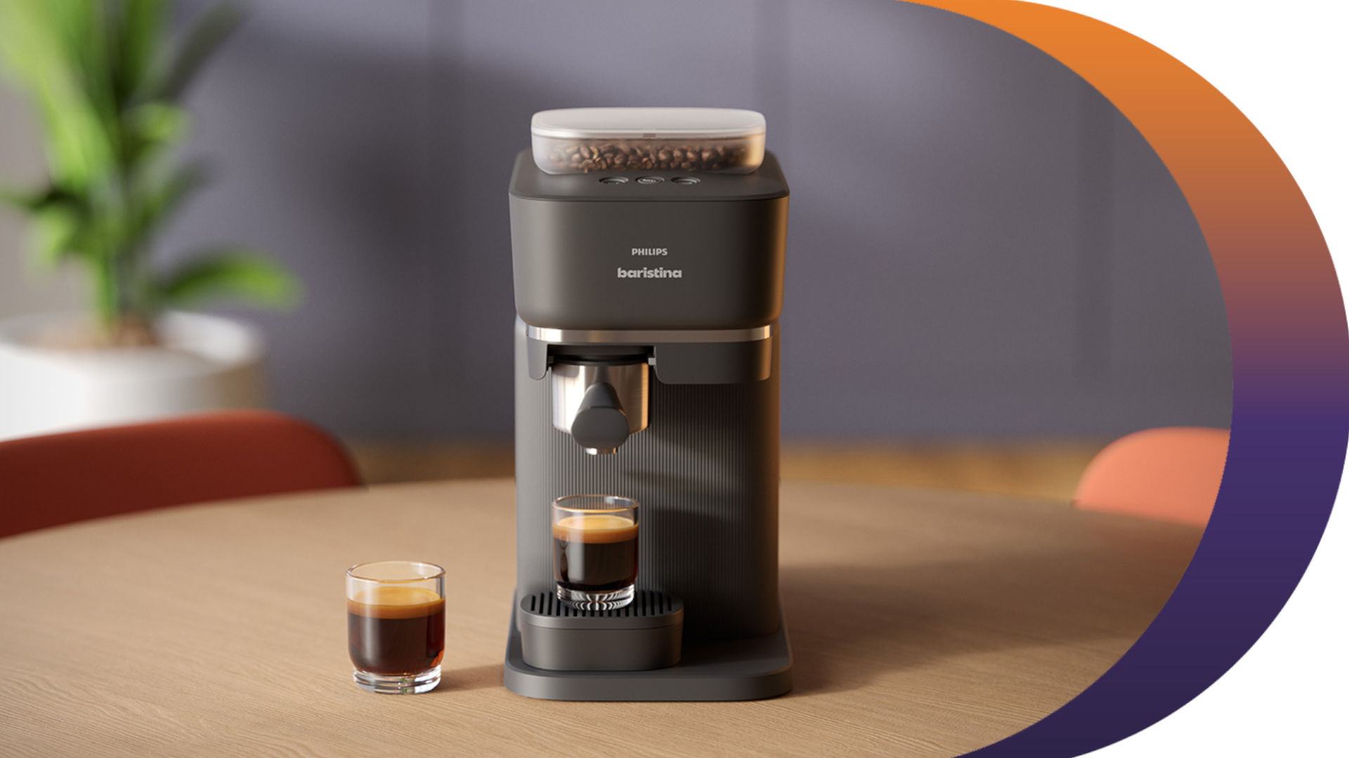 Espressomachine met twee glazen espresso op een houten tafel. Een plant is op de achtergrond zichtbaar.