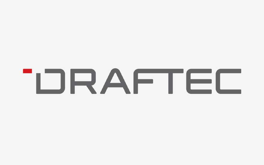 Strak Draftec logo in grijze, hoekige letters met een klein rood accent, dat een technische en nauwkeurige uitstraling oproept.