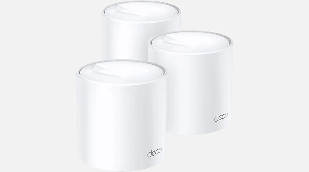 Drie witte, cilindervormige 'deco'-apparaten staan op een witte achtergrond, deels overlappend.