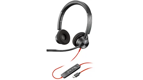 Moderne kantoorheadset met zachte oorkussens, verstelbare microfoon en rode USB C kabel met compacte bediening.