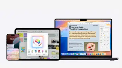 Een smartphone, tablet en laptop tonen schermen met apps en tekst op een witte achtergrond.