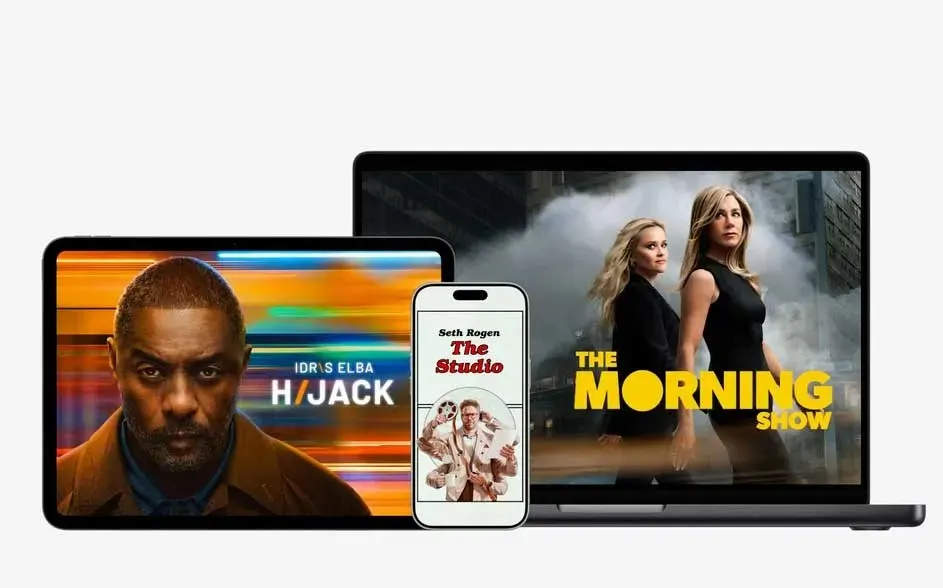 Op de afbeelding zie ik een tablet, telefoon en laptop met posters van tv-series/films; op de schermen staan acteurs en grote titels.