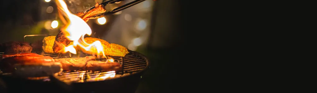 Zo steek je een houtskoolbarbecue op een veilige manier aan