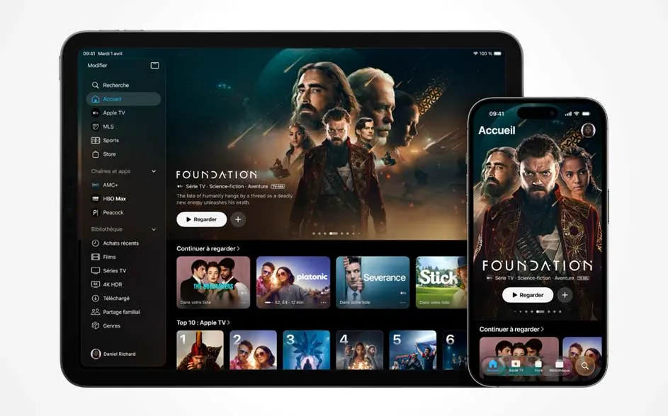 Apple TV-app op iPad en iPhone met de serie Foundation centraal; menu links, kijkknoppen en rijen met series en films.