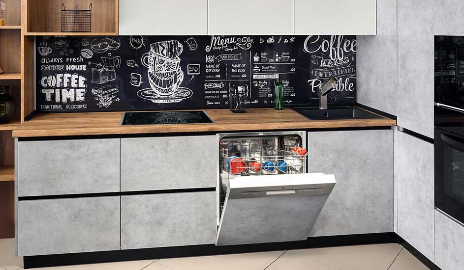 Beschrijf wat je ziet in minimaal 120 en niet meer dan 150 karakters (inclusief spaties) in het Nederlands, en ik want je plaats de naam van het merk als die er is. Si tu ne connais pas la marque, ne le mentionne pas.