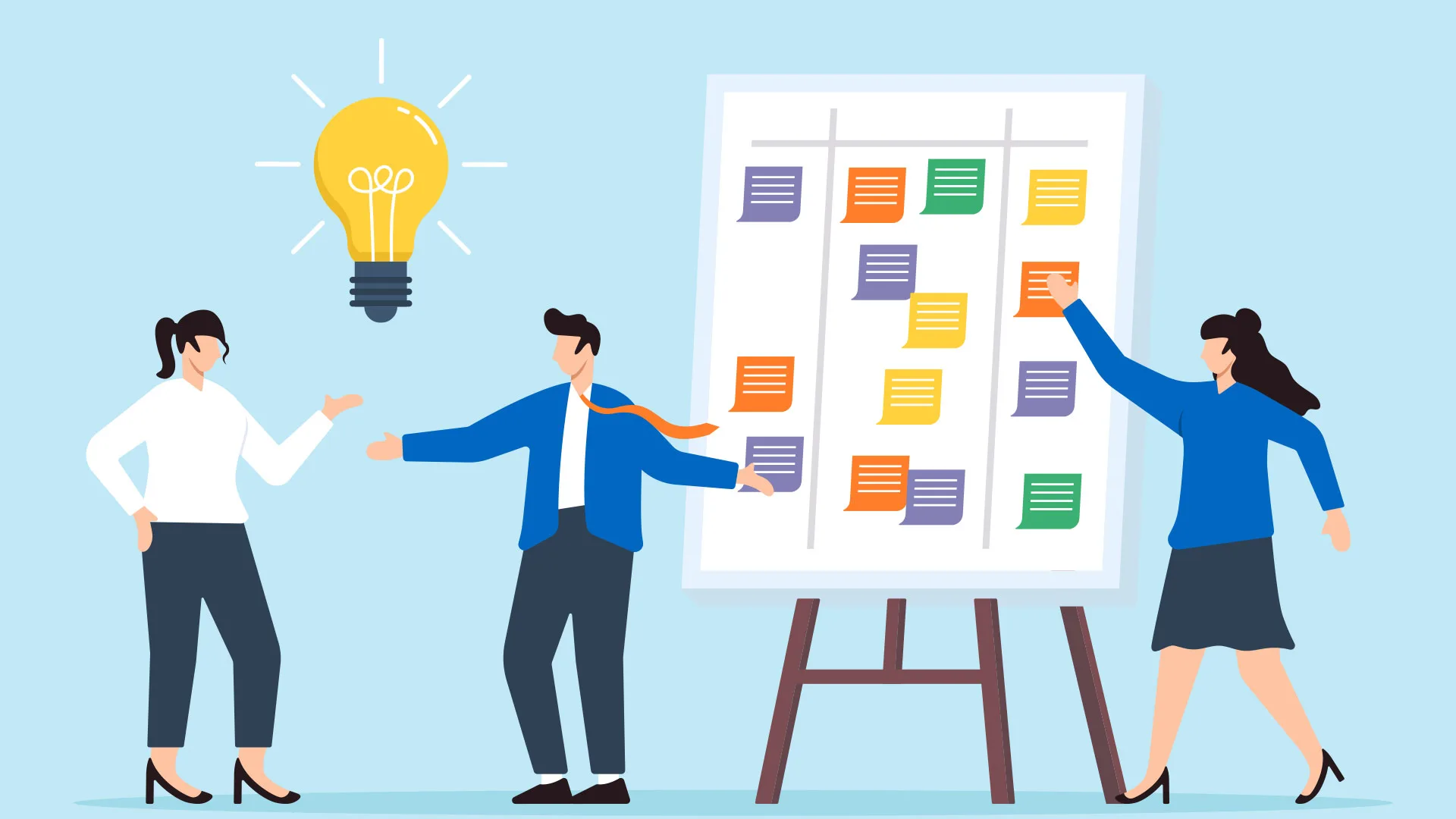 Bild mit Piktogrammen: Drei Personen stehen vor einem großen Board mit bunten Notizzetteln, daneben eine leuchtende Glühbirne – Symbol für Teamwork