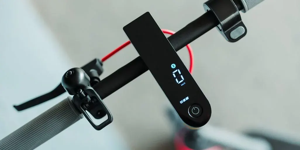 Die Reichweite des Akkus ist auf jeden Fall auch wichtig, wenn du einen E-Scooter kaufst.