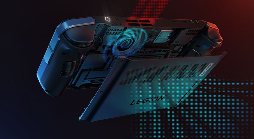 Ein schwarzer Handheld-Gaming-PC mit geöffnetem Bildschirm, der „Legion“ zeigt, mit einem Ventilator auf der Rückseite.