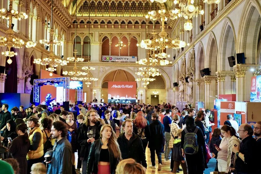 Besucher auf der GAME CITY im Wiener Rathaus