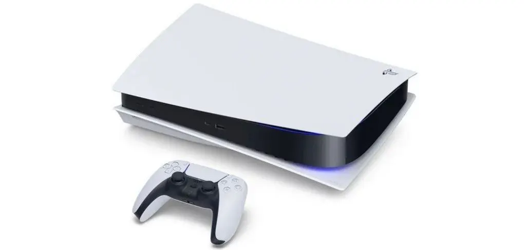PlayStation 5 Konsole liegt flach auf dem Tisch, daneben ein weißer Controller.