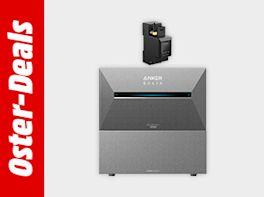 Bild mit grauem Hintergrund. Links davon steht "Oster-Deals" in weißer Schrift vor rotem Hintergrund. Rechts davon ein Energiespeicher