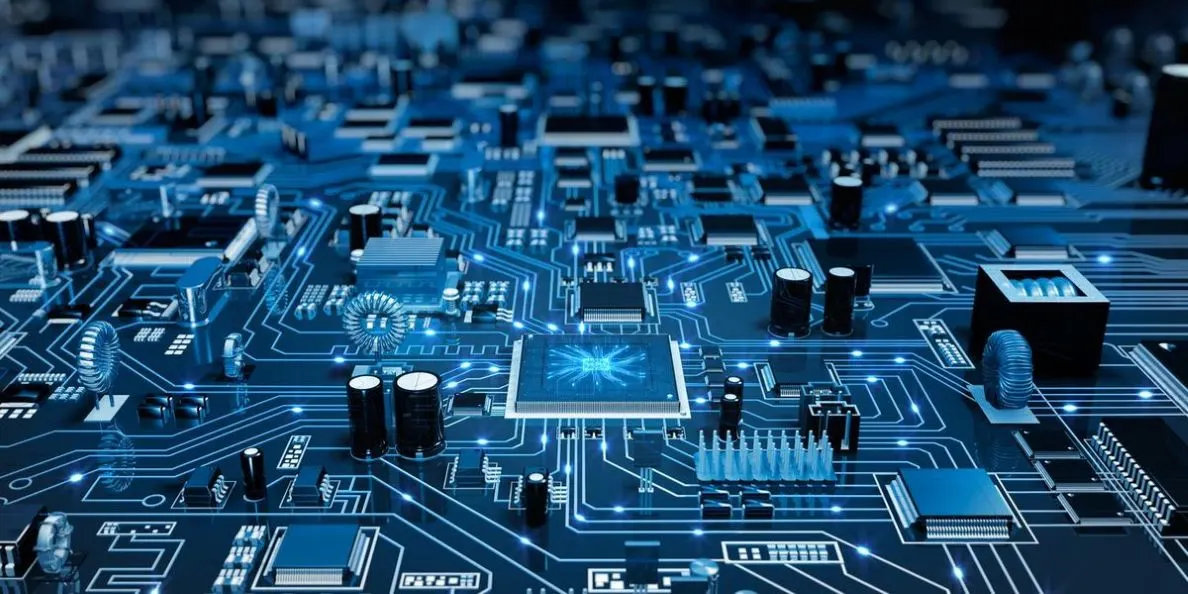 Detailansicht einer blauen Leiterplatte mit vielen elektronischen Bauteilen
