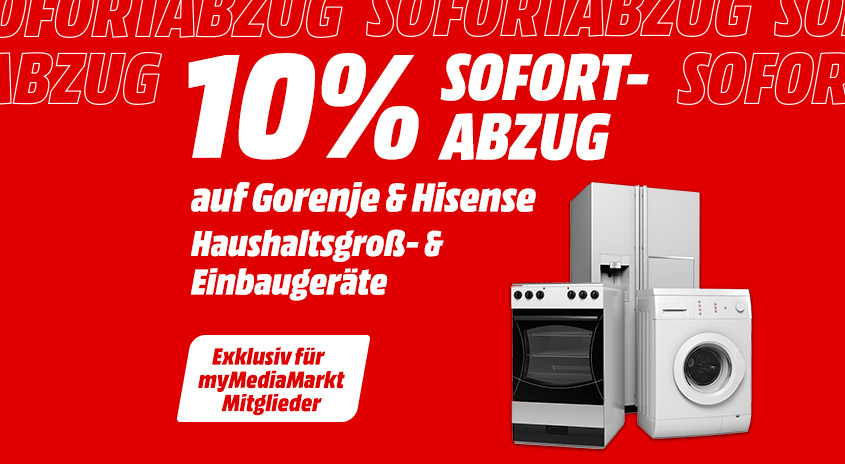 Roter Werbe-Hintergrund mit Text "10% Sofort-Abzug" auf Gorenje & Hisense Haushaltsgeräte, darunter Kühlschrank, Herd und Waschmaschine.