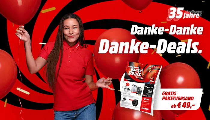 Rote Ballons, "Danke-Deals"-Text vor einem schwarzen und roten Hintergrund. Ein Katalog mit Angeboten liegt neben einem Ballon. "Gratis Paketversand".