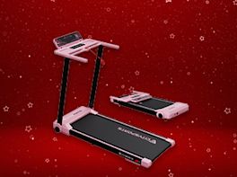 Produktbild eines zusammenklappbaren Laufbandes vor rot-weihnachtlichem Hintergrund.