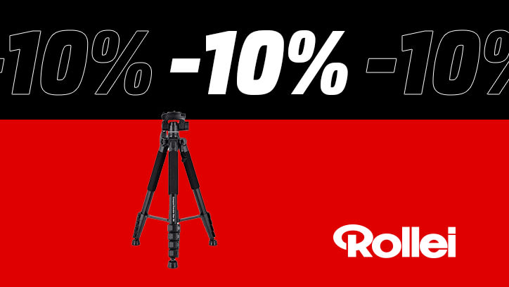 Ein Stativ steht links im Bild mit einem  rot-schwarzem Hintergrund. Im oberen Bereich des Bildes steht mehrmals in großer Schrift "-10%". Rechts unten steht das Rollei-Logo.