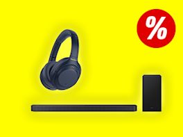 Kopfhörer und eine Soundbar vor gelben Hintergrund. Rechts oben im Bild ist ein großes Prozentzeichen zu sehen.
