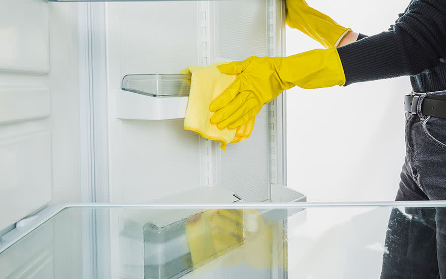 Hoe vaak moet je een koelkast schoonmaken?