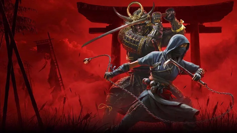 Un samouraï en armure noire brandit une épée devant une porte rouge. Un ninja en bleu tient des armes à chaîne. Arrière-plan rouge.