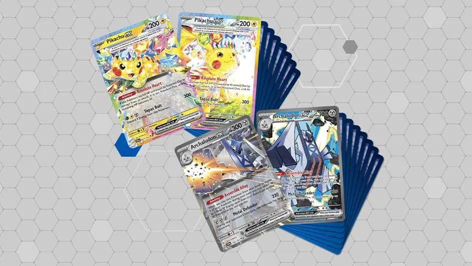 Cartes Pokémon Pikachu et Archaludon sur fond gris à motifs hexagonaux, avec une pile de cartes bleues.