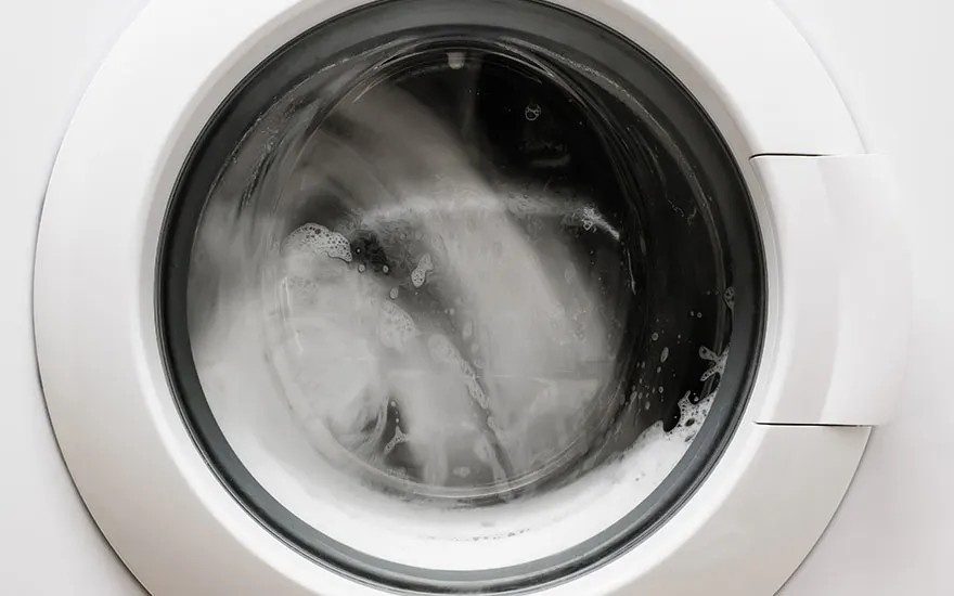 Quelle quantité d’énergie une machine à laver consomme-t-elle par lavage ?