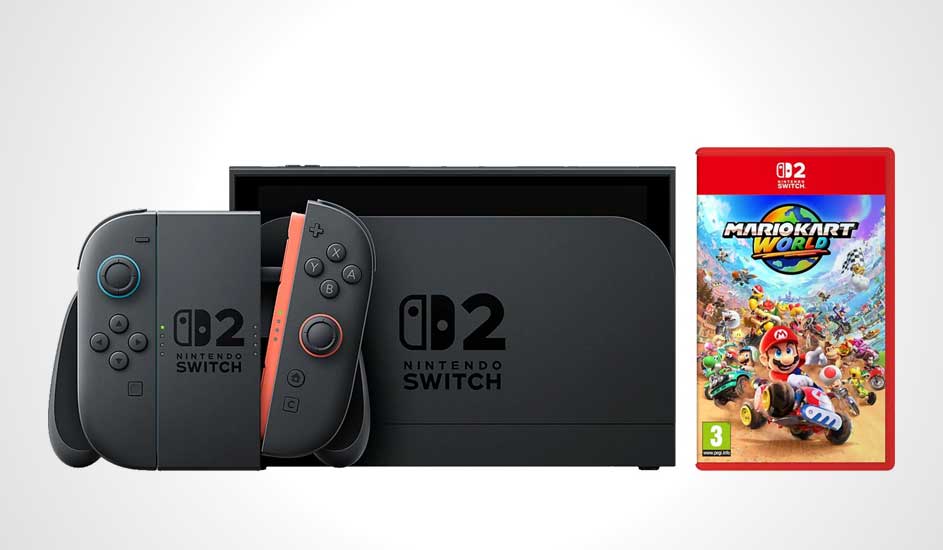 Een zwarte Nintendo Switch console met joy-cons en een rood speldoosje van Mario Kart World.