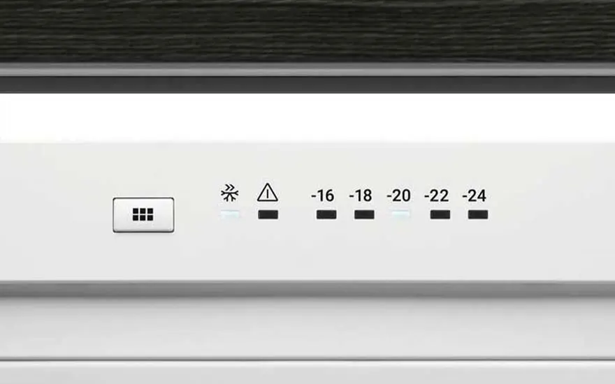 Panneau de commande blanc avec boutons et symboles, affichant des réglages de température de -16 à -24.