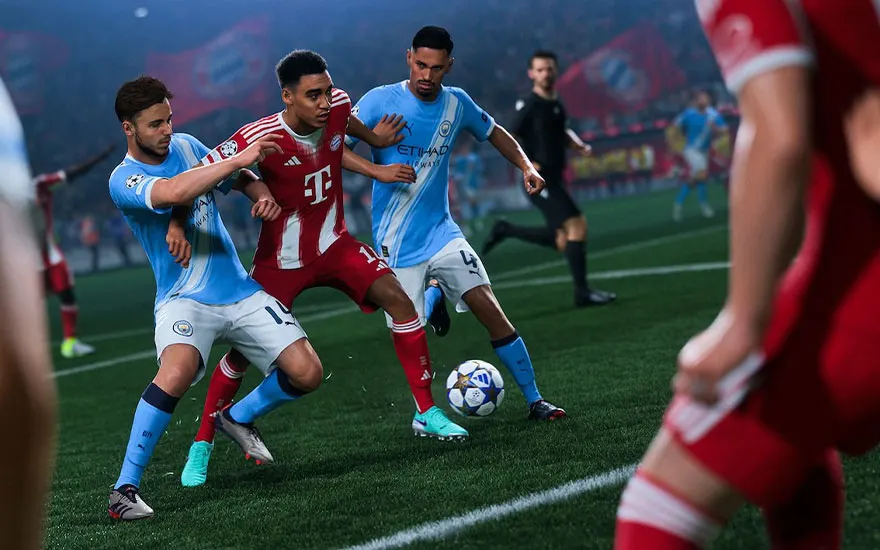 Intense voetbalactie met spelers van Manchester City en Bayern München die vechten om de bal tijdens wedstrijd