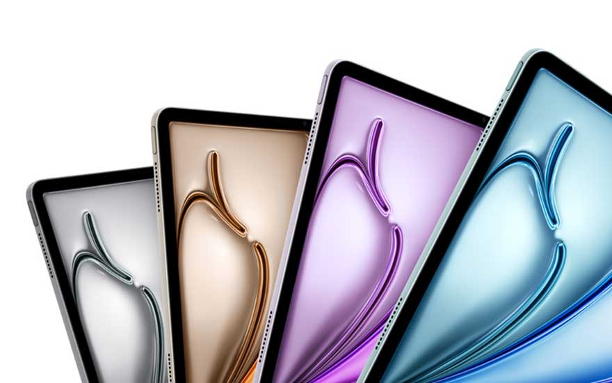 Quatre iPad Air fins se chevauchent sur fond blanc et présentent des écrans abstraits brillants, argentés, dorés, violets et bleus.